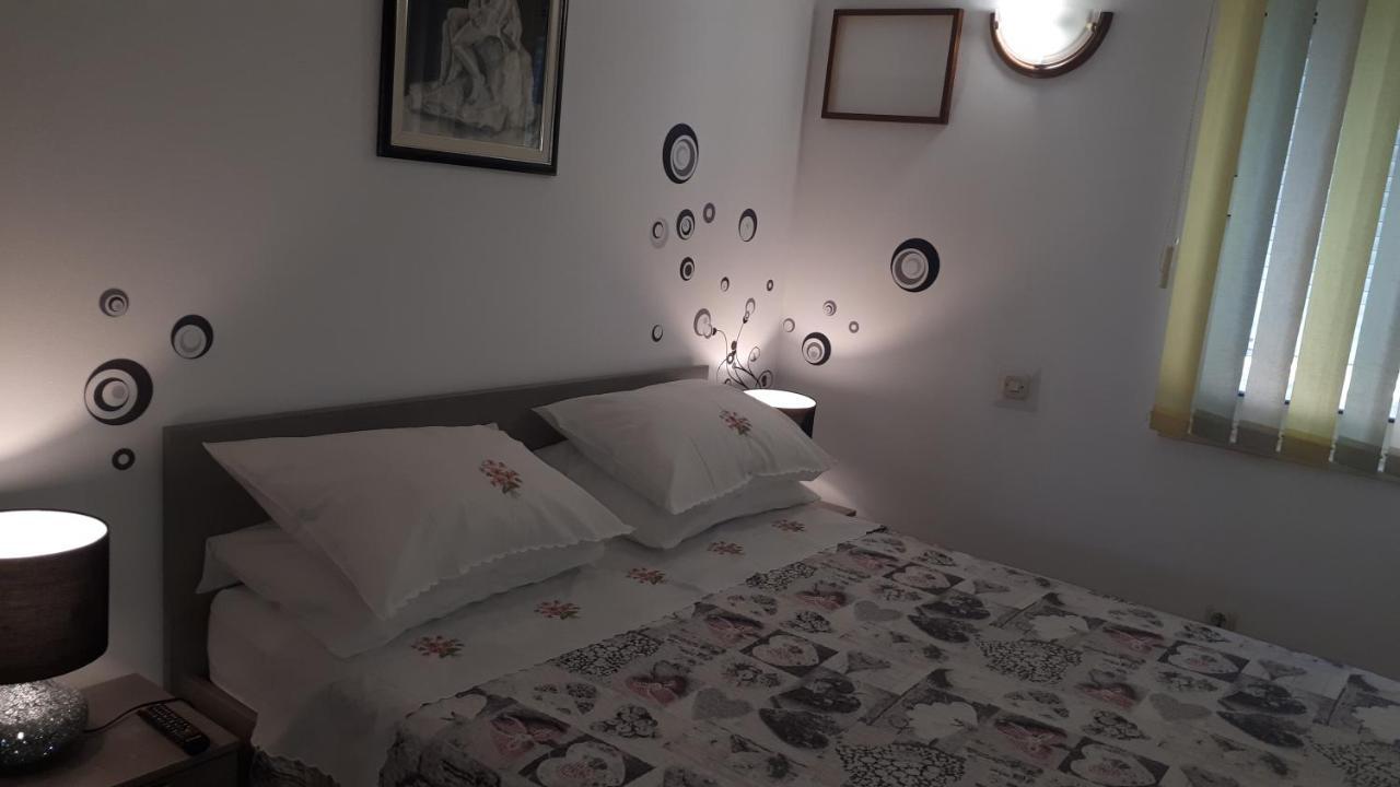 Apartments Ruzic スプリト エクステリア 写真