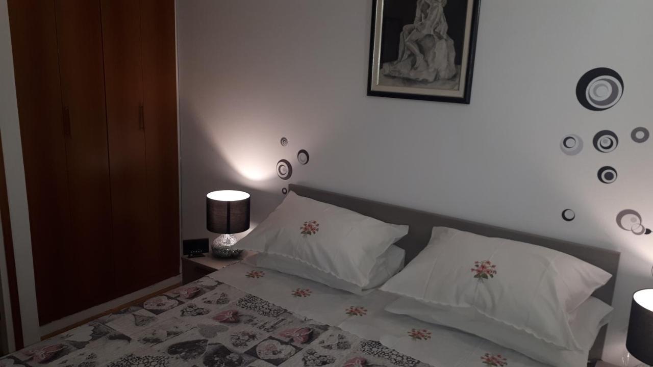 Apartments Ruzic スプリト エクステリア 写真