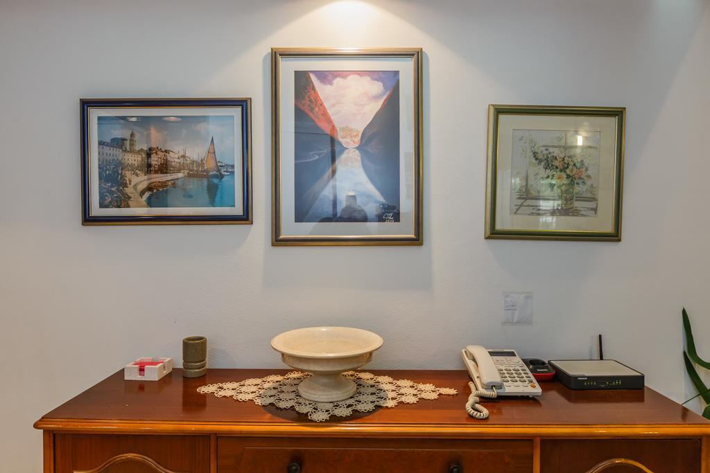 Apartments Ruzic スプリト エクステリア 写真